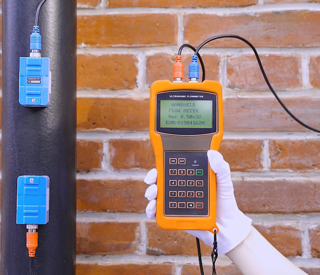 Clamp-on-ultrasonic-flowmeter-10